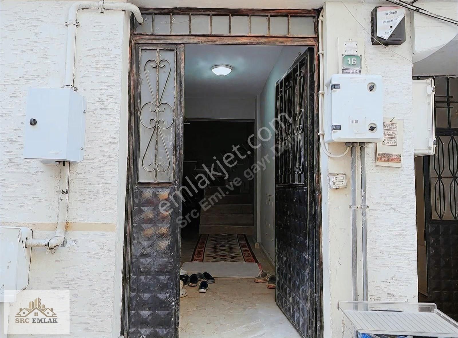 Güneştepe'de Merkezi Konumda, Yeni Boyanmış 2+1 Kiralık Daire - Görsel 13