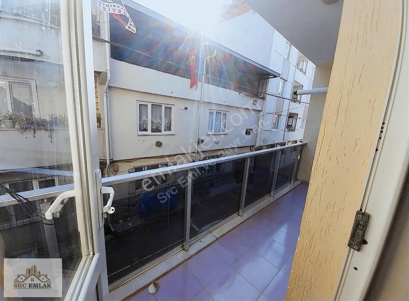Güneştepe'de Merkezi Konumda, Yeni Boyanmış 2+1 Kiralık Daire - Görsel 3