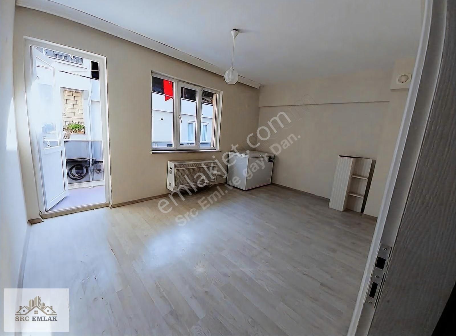 Güneştepe'de Merkezi Konumda, Yeni Boyanmış 2+1 Kiralık Daire - Görsel 20