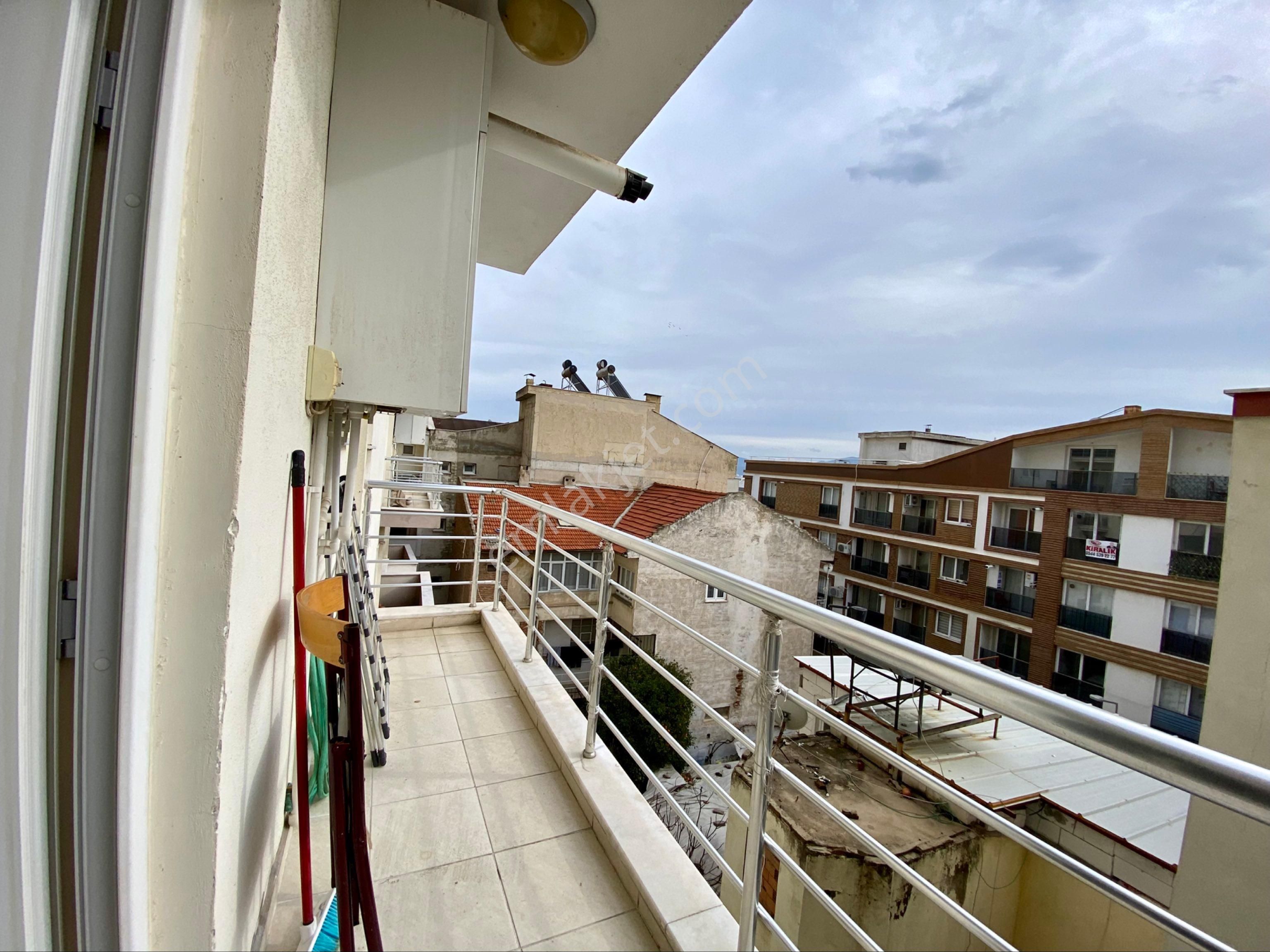 Eab'den Aydın Satılık 2+0 55 M2 1.kat Zafer Mah. Eşyalı Doğalgazlı Klimalı Daire - Görsel 6