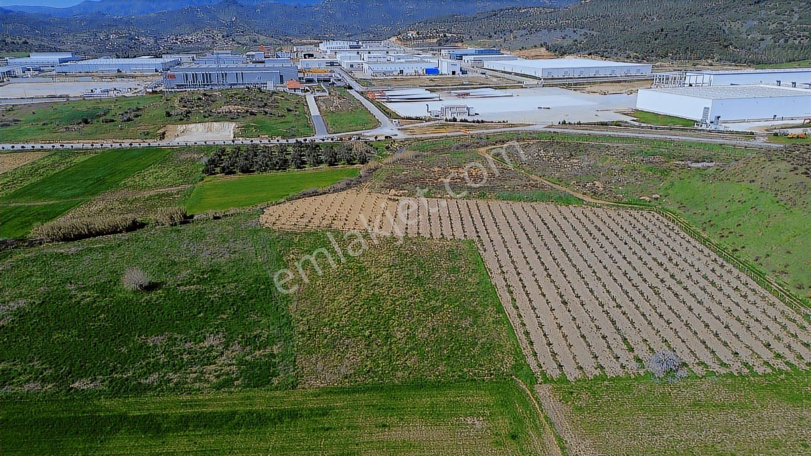 Bergama Organize Sanayi'ye Yakın 7.880 M2 Yatırımlık Tarla