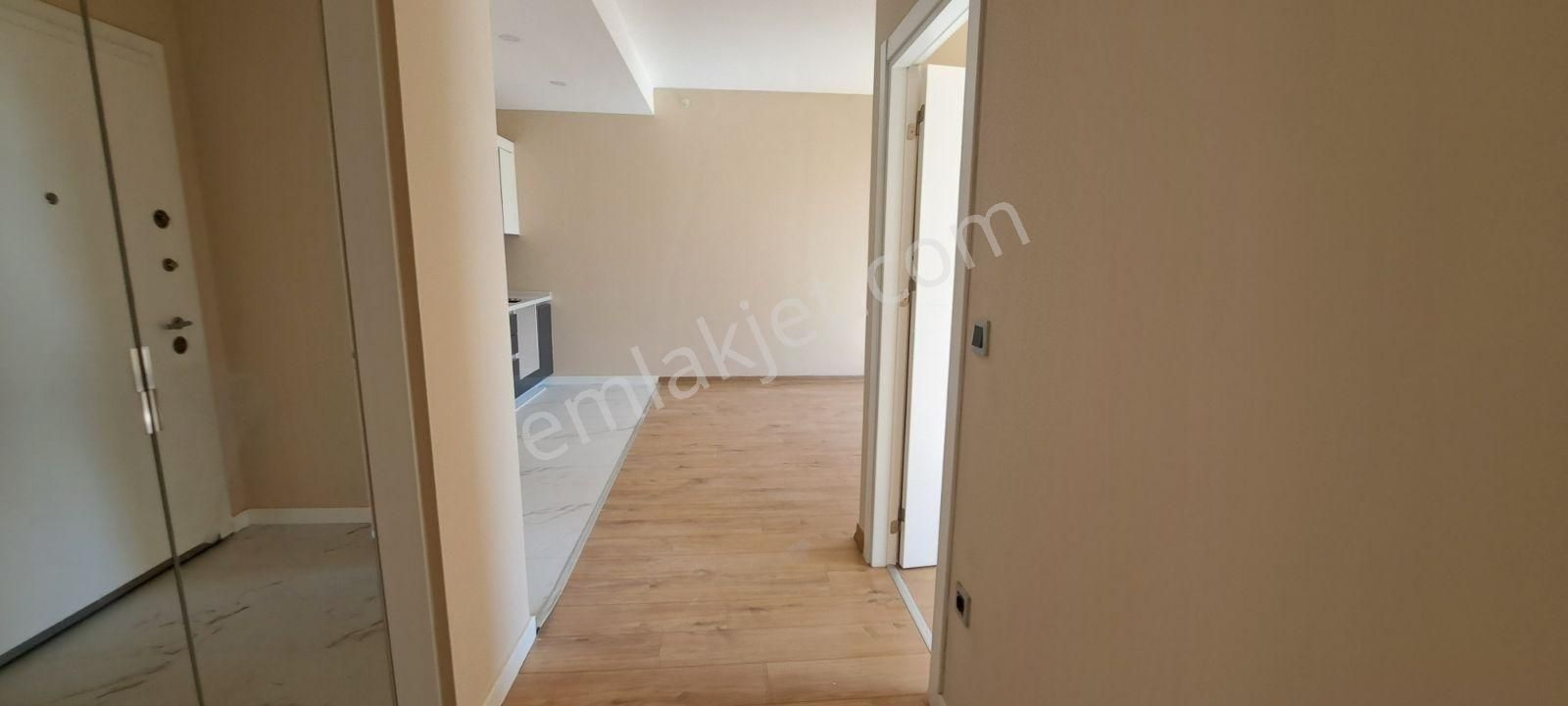 Kartal Yakacık Grand Tower Sitesinde 2+1 Daire - Görsel 17