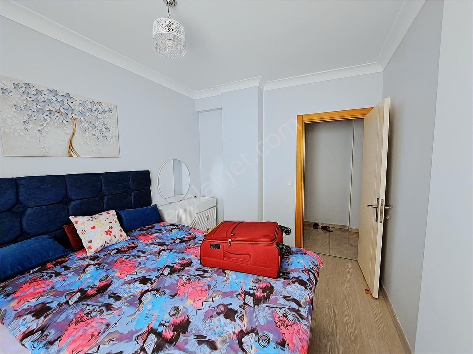 Modest Den Ortadağda Satılık 2+1 Oturuma Hazır Boş Daire - Görsel 6