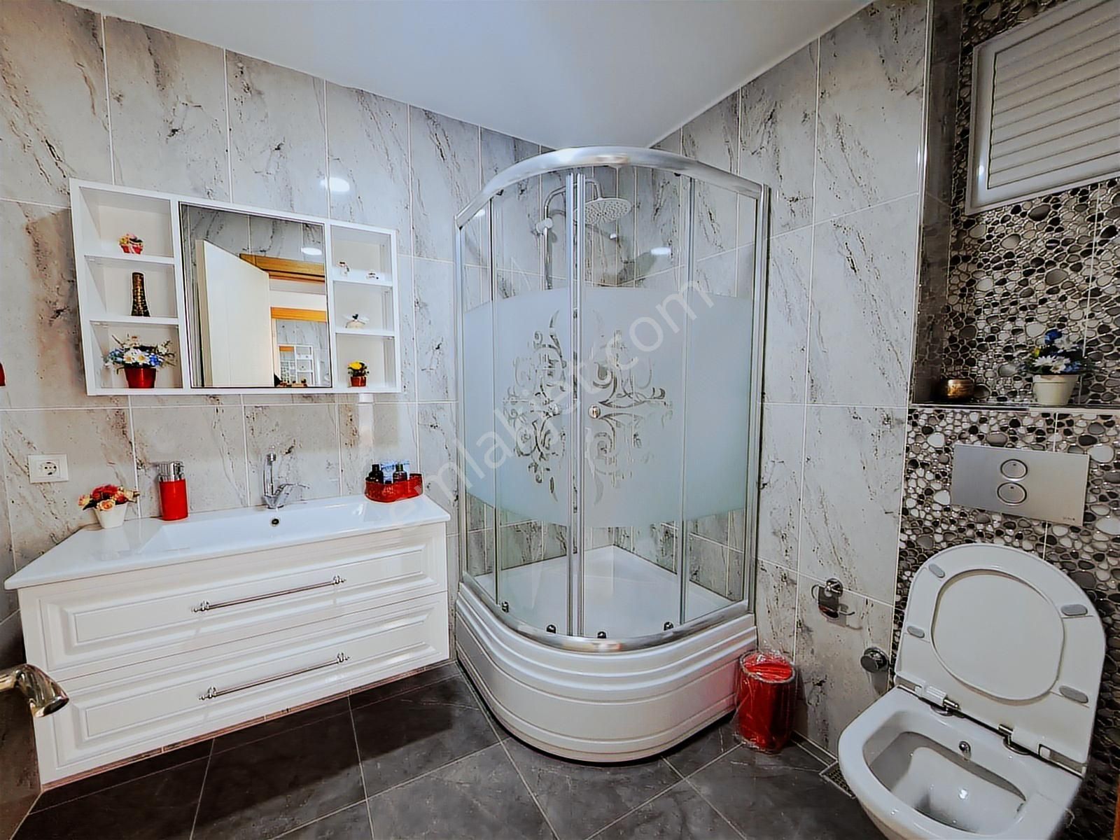 Modest Den Ortadağda Satılık 2+1 Oturuma Hazır Boş Daire - Görsel 14