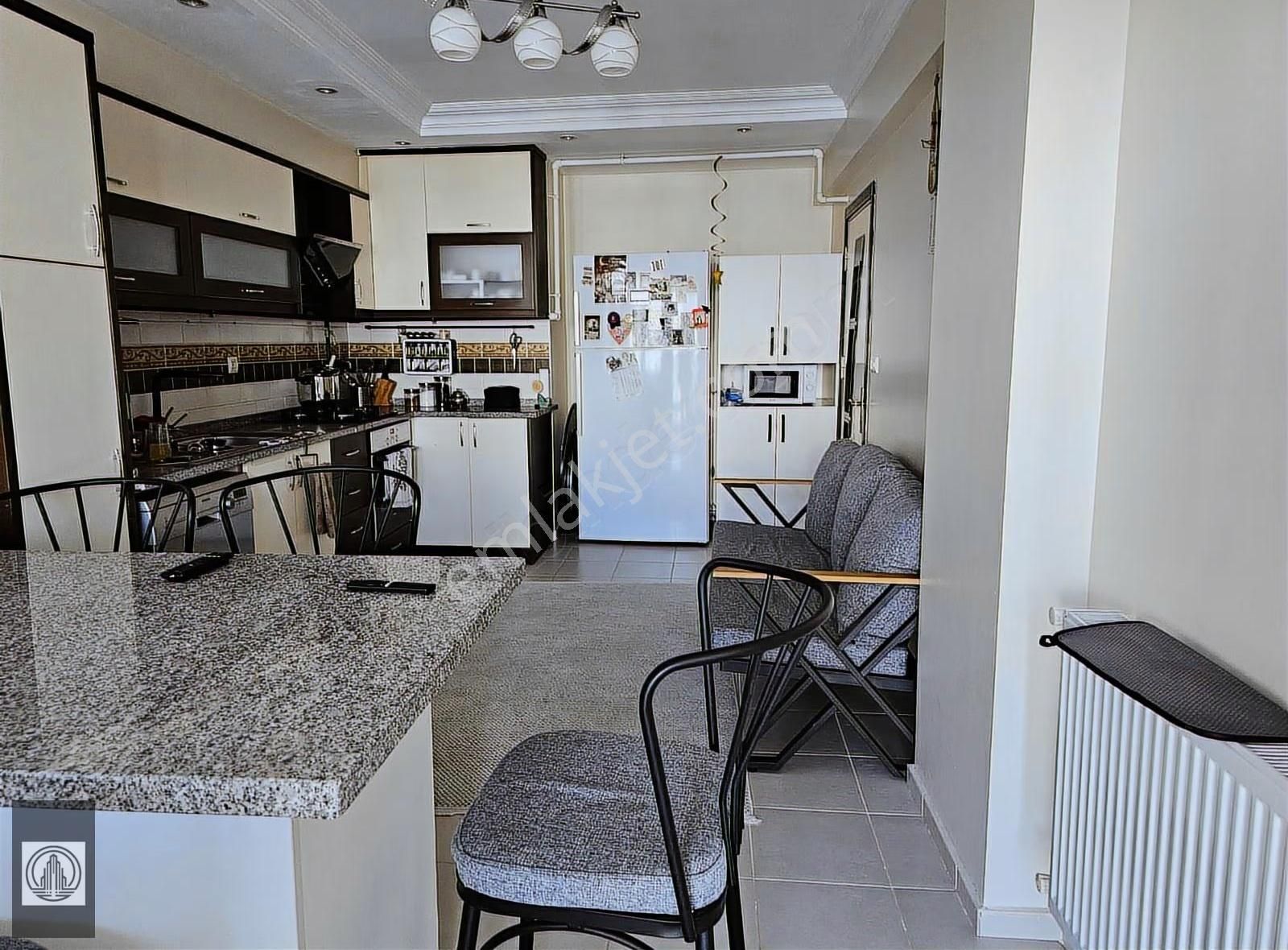 Atalar Emek Caddesi Yakını Geniş 3+1 Satılık - Görsel 9