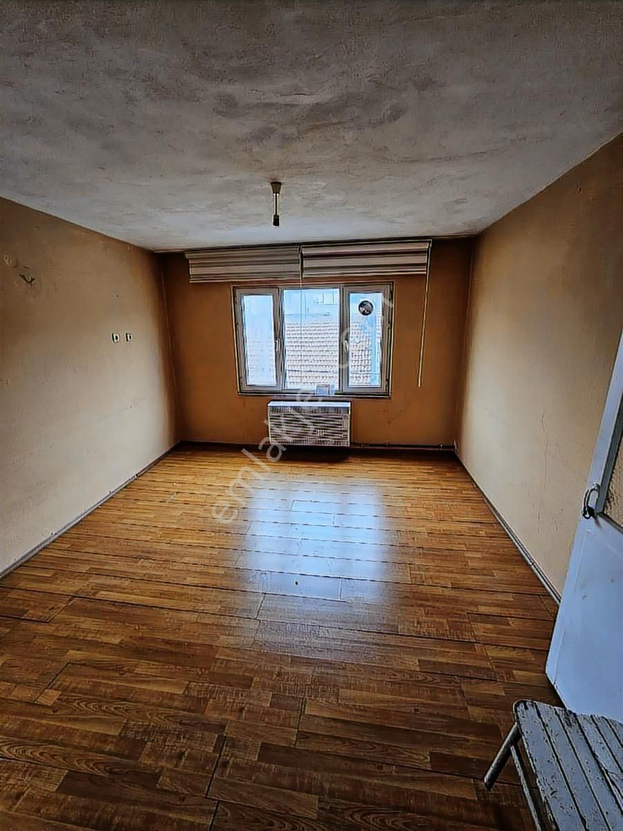 Selamet Mahallesi'nde Kiralık 2+1 3.kat - Görsel 12