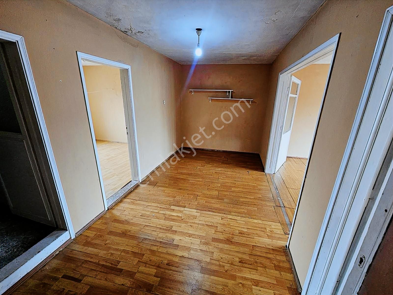 Selamet Mahallesi'nde Kiralık 2+1 3.kat - Görsel 23
