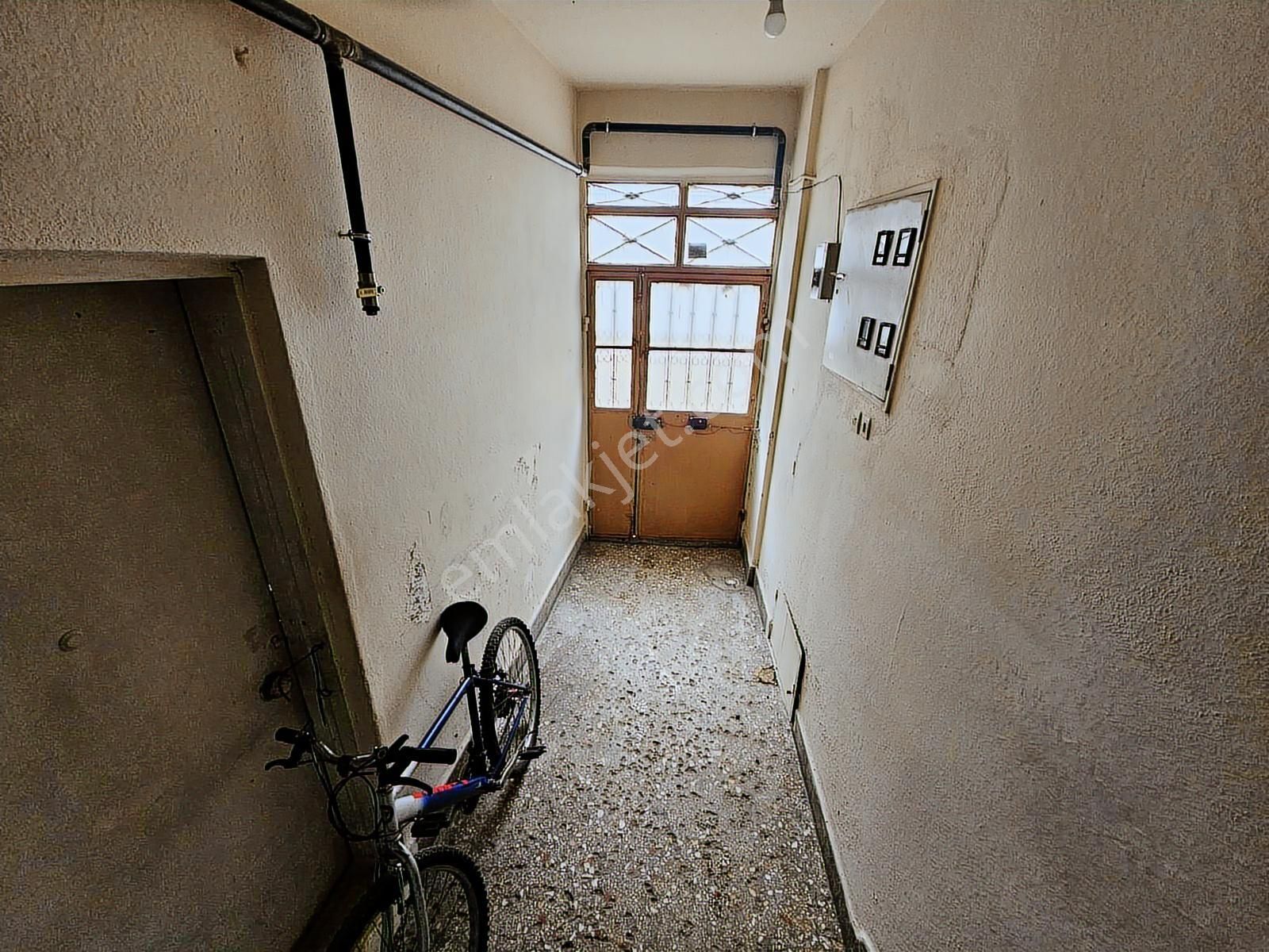 Selamet Mahallesi'nde Kiralık 2+1 3.kat - Görsel 9