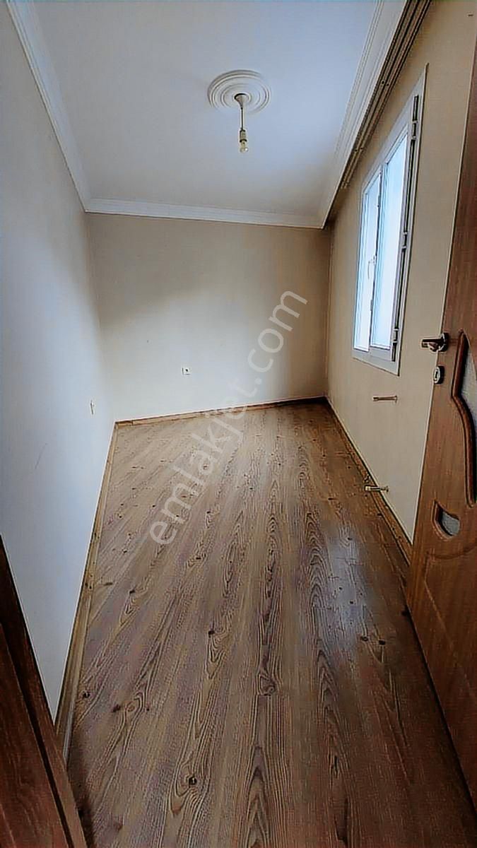 Buca Kuruçeşme Üniv 2. Kapı Karşısı Ara Kat Balkonlu 1+1 Kiralık - Görsel 6