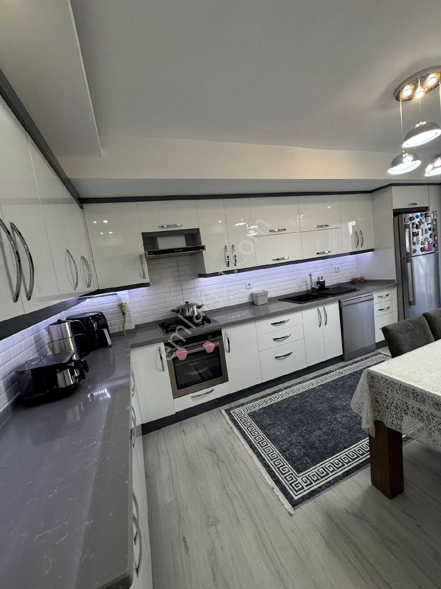 Satılık Daire Yaşar Emlâk Tan - Görsel 12