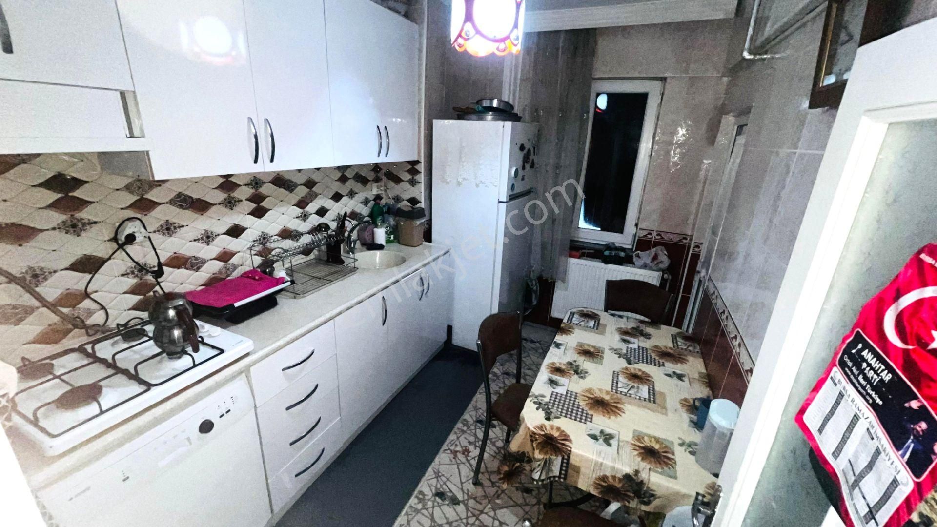 Hürriyet Bağlarbaşında Kat Mülkiyetli Masrafsız Daire