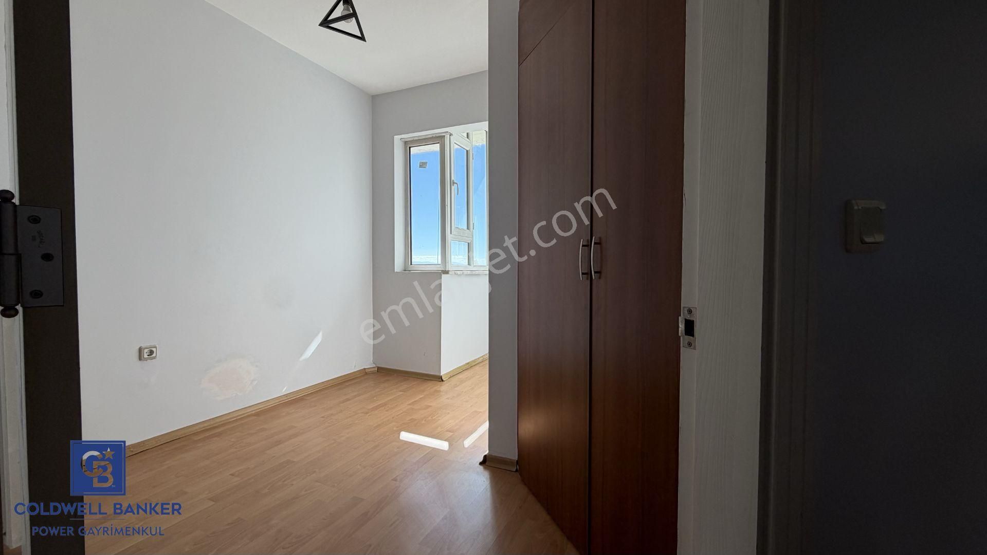 Levazım Da Şehir Manzaralı Klima Ve Şömineli 4+1 Kiralık Daire - Görsel 3