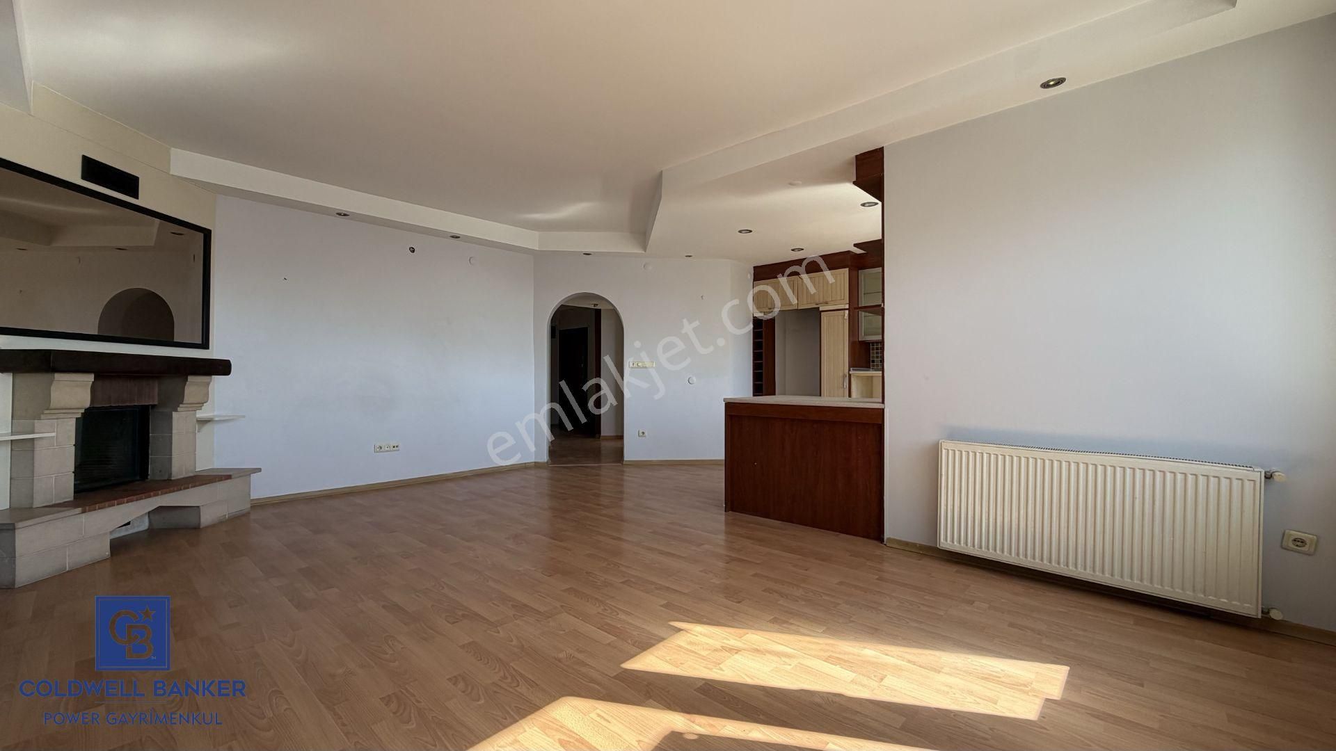 Levazım Da Şehir Manzaralı Klima Ve Şömineli 4+1 Kiralık Daire - Görsel 14