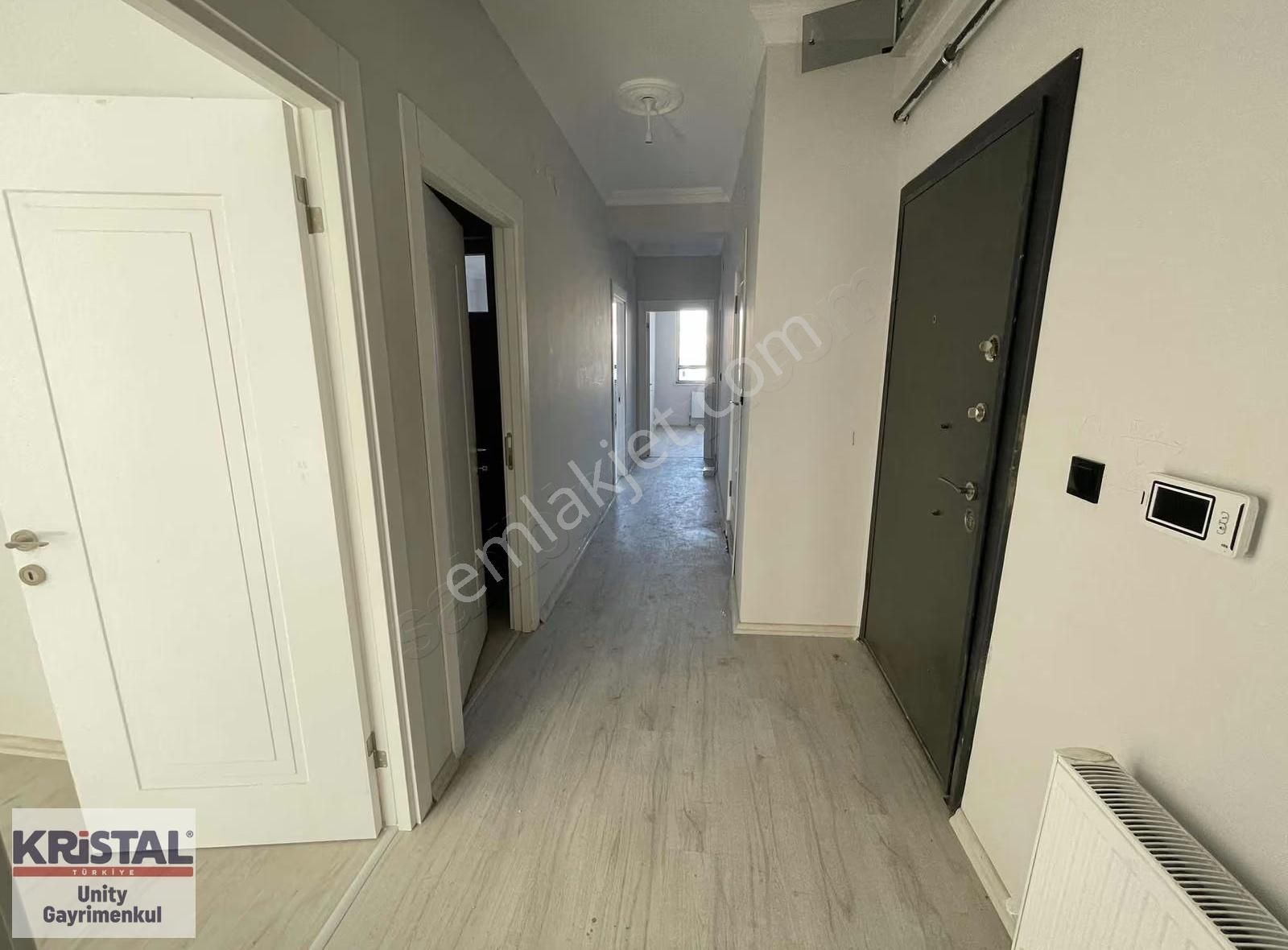 Ziya Paşa Caddesi Üzeri Yeni Binada Kiralık Ara Kat 3+1 - Görsel 8