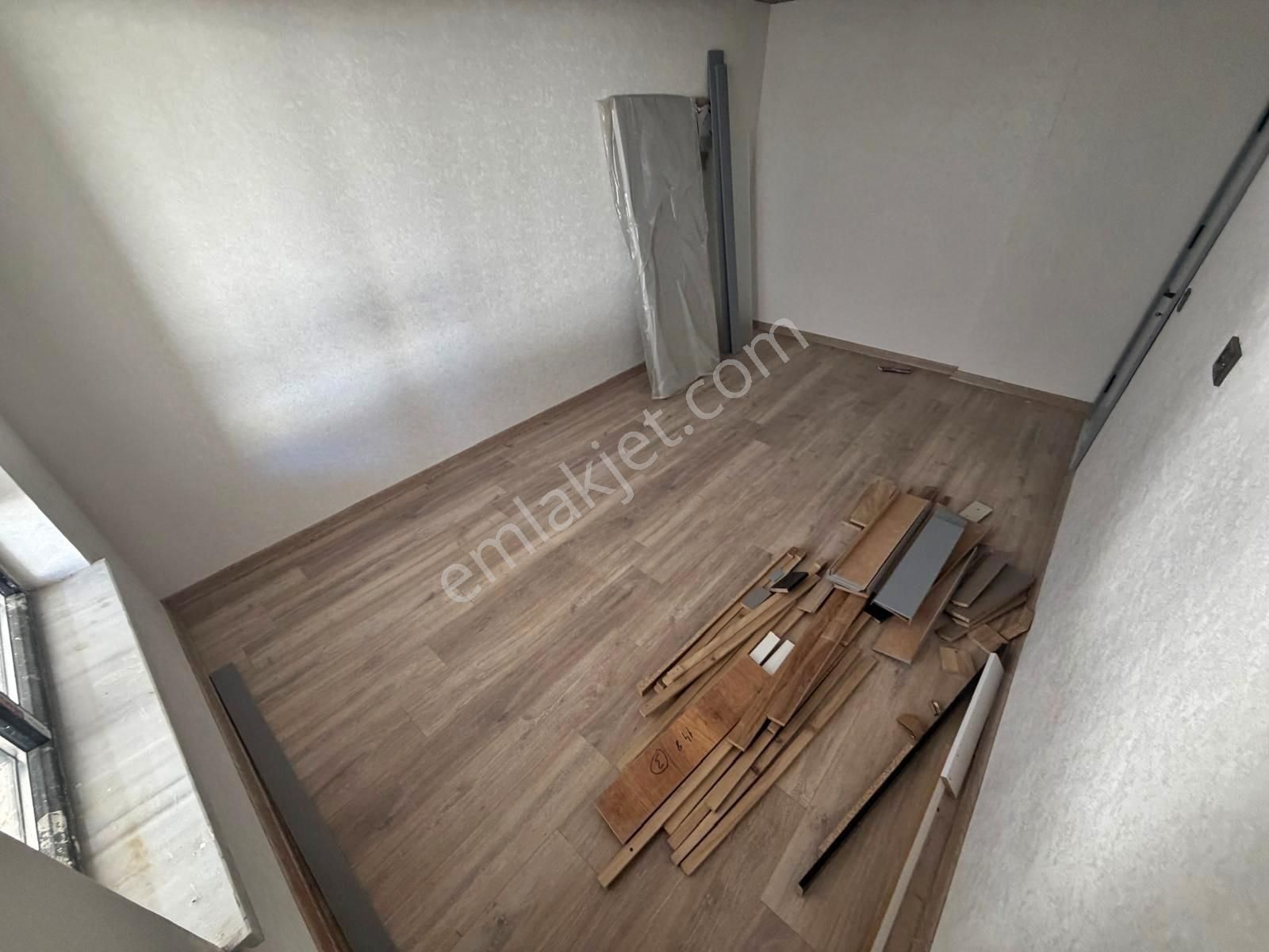 Yuvam'dan Kat Konumunda Geniş Oturum Sıfır Lüks 2+1 Daire - Görsel 32