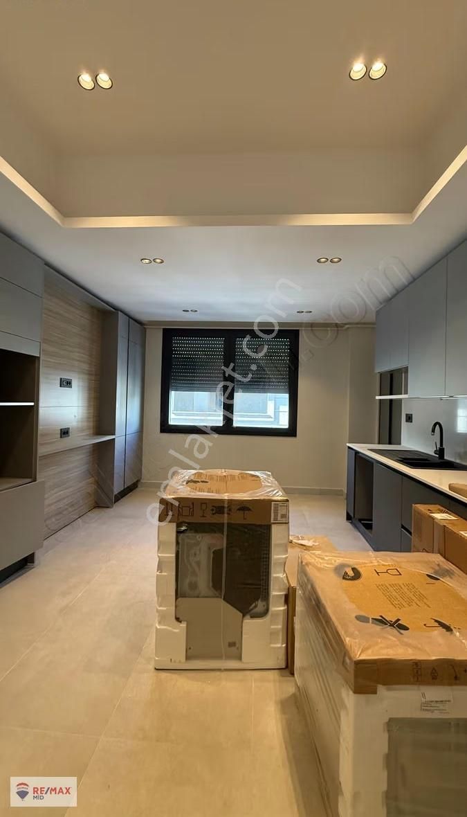 Remax Mid' Den Satılık Lüks 3+1 Daire Bandırma Cd. - Görsel 2