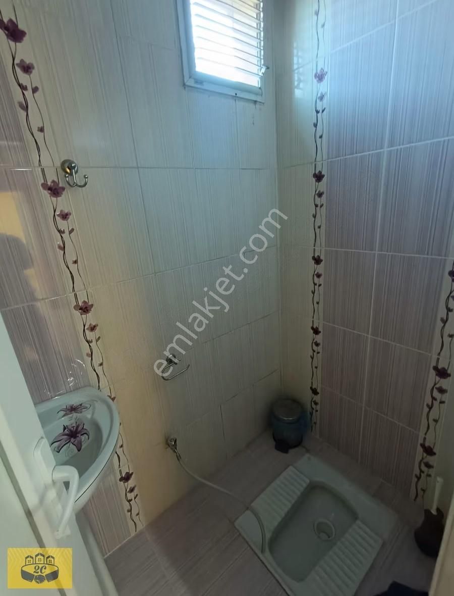 Esentepe Mah. Bahçeli 2+1 Kapalı Mutfak Kiralık Müstakil Ev - Görsel 5
