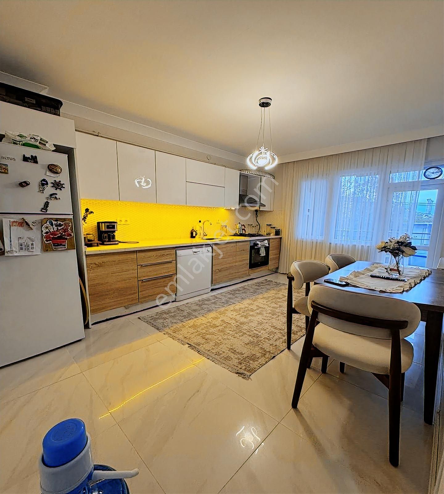 Yaşam'dan İstasyon Mah.ebeveyn Banyo Ankastre Çift Balkonlu 3+1 - Görsel 17