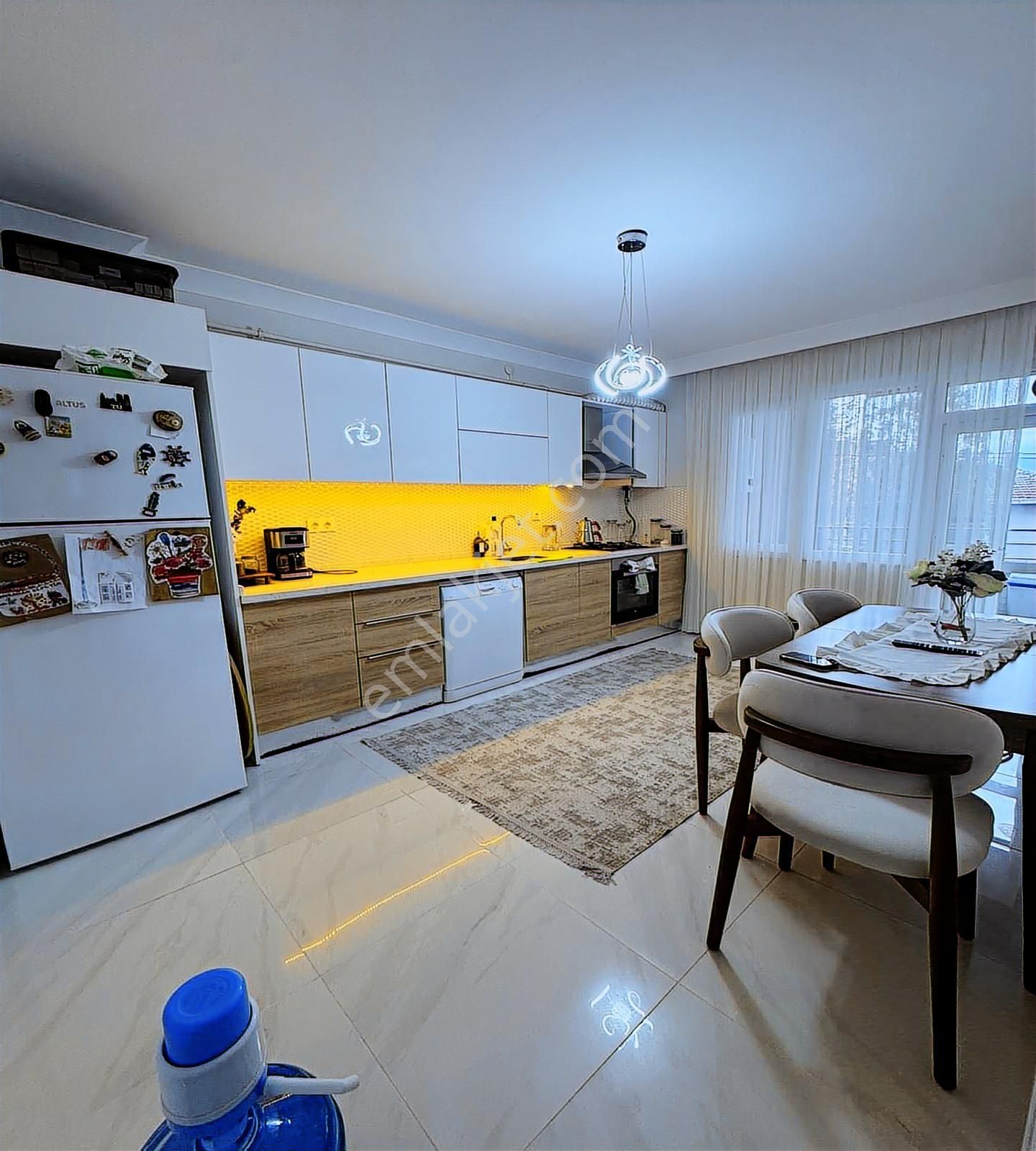 Yaşam'dan İstasyon Mah.ebeveyn Banyo Ankastre Çift Balkonlu 3+1 - Görsel 24