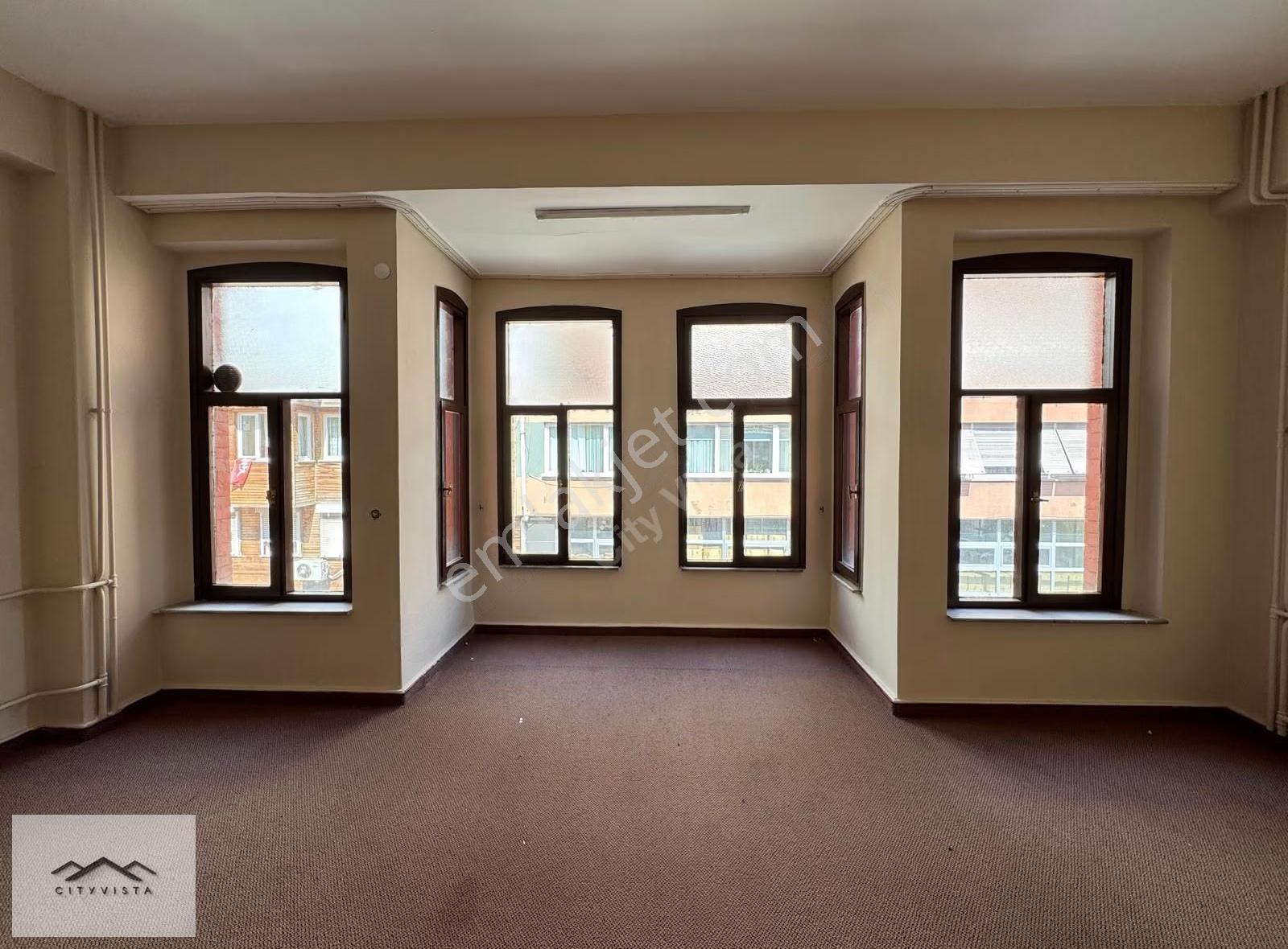 Bakırköy'de Deniz Manzaralı, 4 Katlı Tarihi Eser Müstakil Bina - Görsel 22