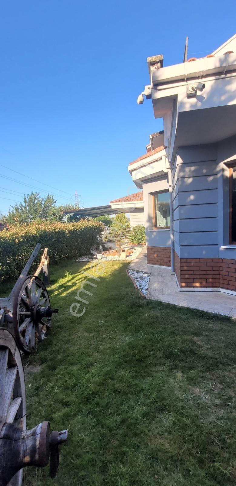 Yeni Mah.de En Güzel Sitede Özel Havuzlu Geniş Bahçeli 5+1 Villa - Görsel 8