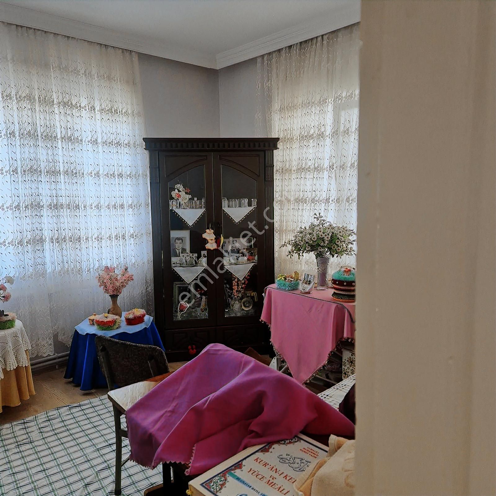 Ali Hikmet Paşa Mahallesi Okul Caddesi Üzerinde Fırsat 2+1 Daire - Görsel 13