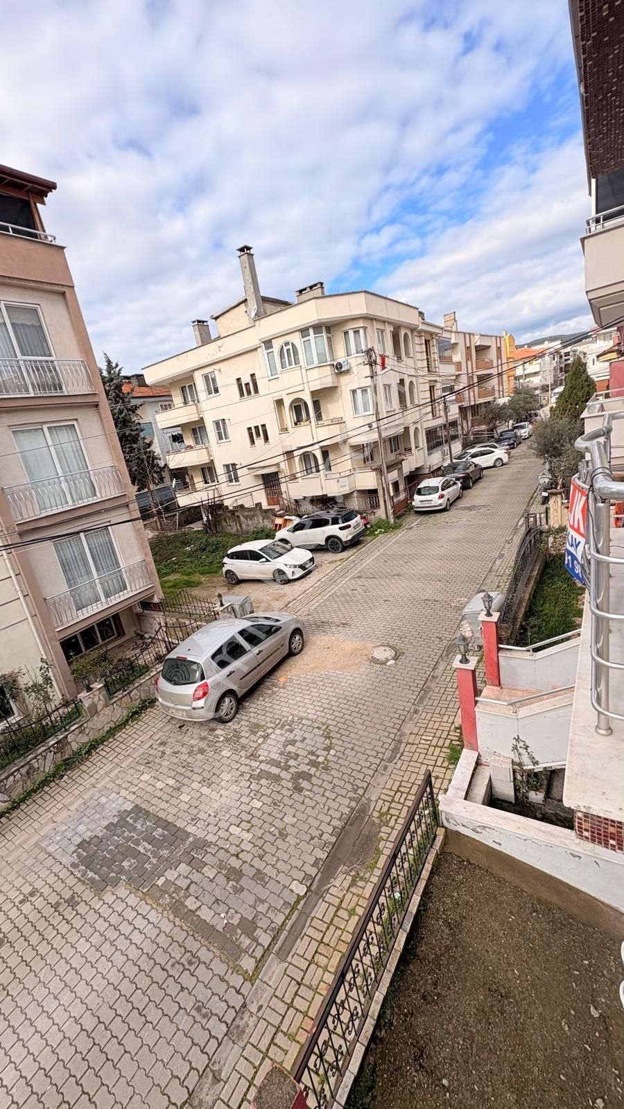 Paşaalanında Harika Lokasyonda Arakat 3+1 Fırsat Daire - Görsel 6