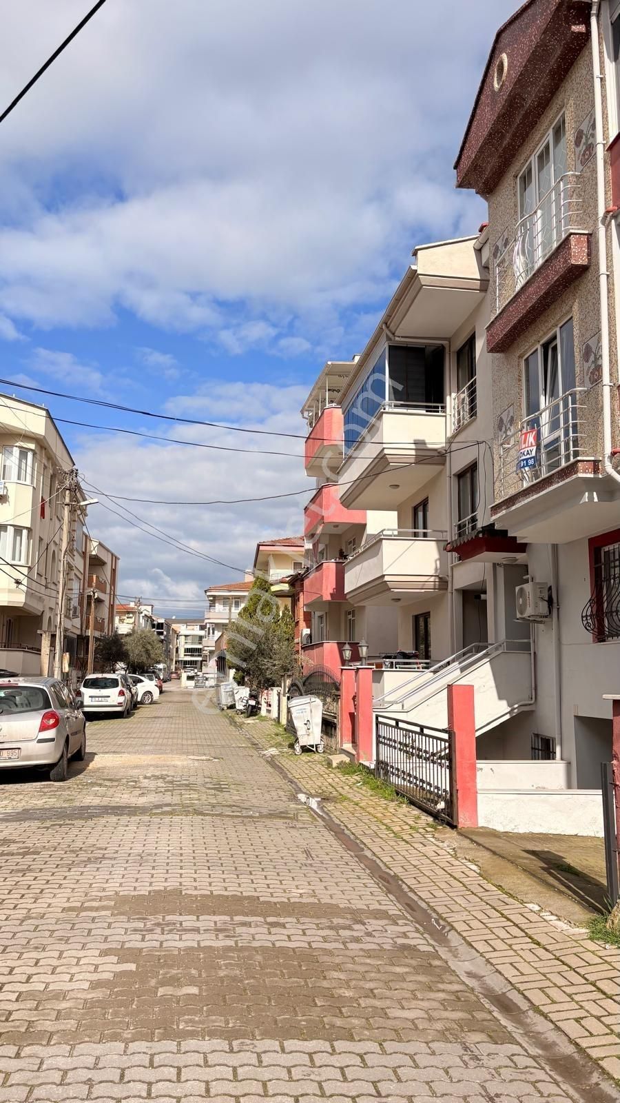 Paşaalanında Harika Lokasyonda Arakat 3+1 Fırsat Daire - Görsel 24
