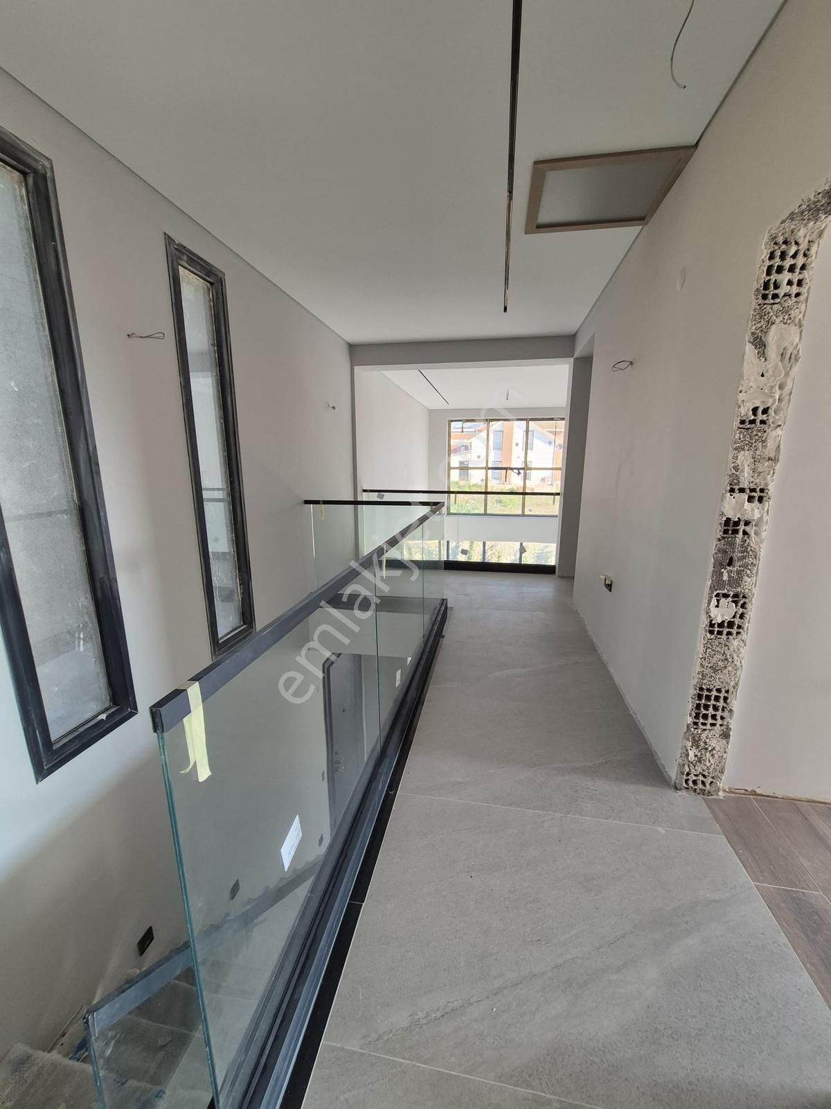 Kalaycılar Mahallesinde, Modern Tasarımlı 6+2 Bahçeli Villa - Görsel 17