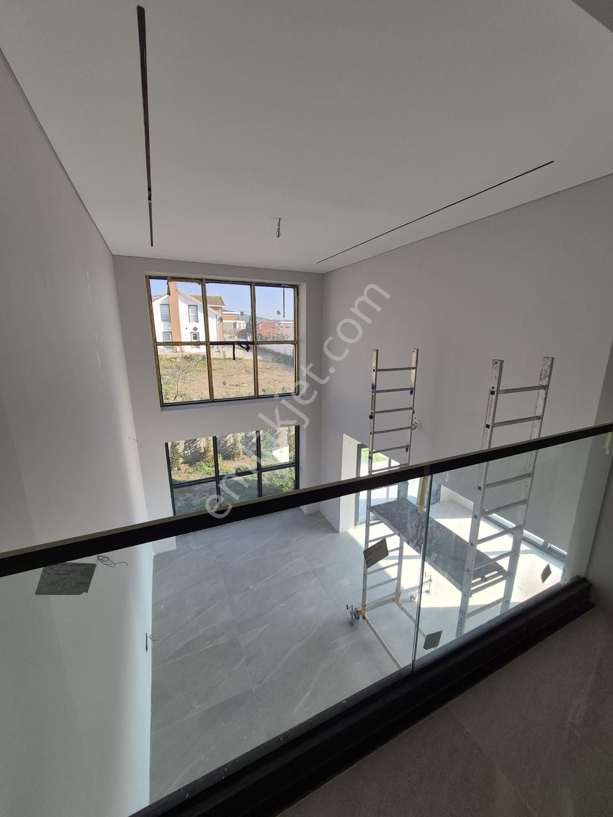 Kalaycılar Mahallesinde, Modern Tasarımlı 6+2 Bahçeli Villa - Görsel 16
