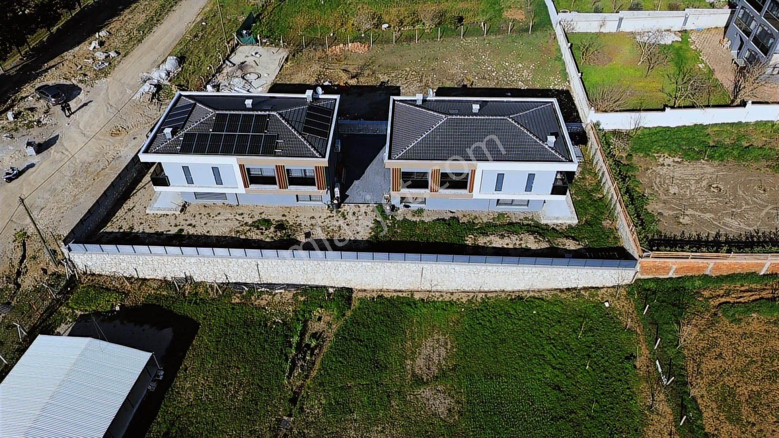 Kalaycılar Mahallesinde, Modern Tasarımlı 6+2 Bahçeli Villa - Görsel 40