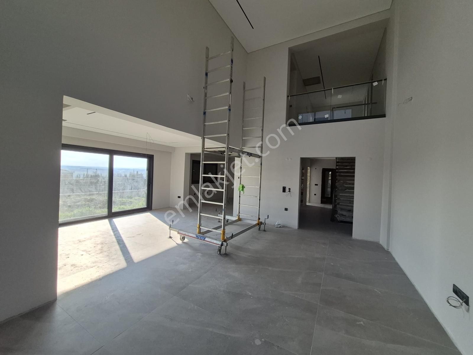 Kalaycılar Mahallesinde, Modern Tasarımlı 6+2 Bahçeli Villa - Görsel 12