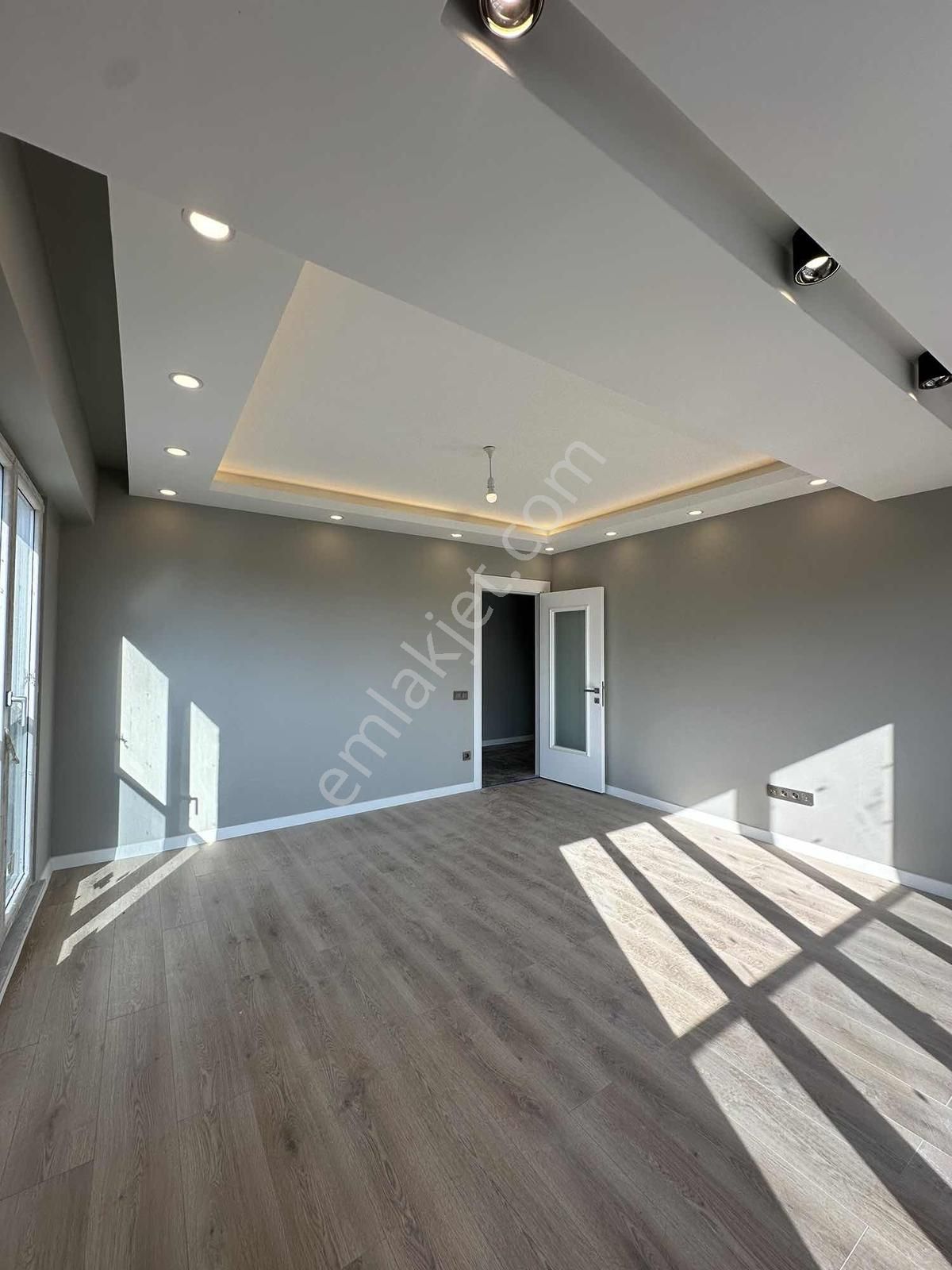 2+1 Sıfır Lüks Akıllı Ev Arakat Çift Banyo İyi Konum - Görsel 10