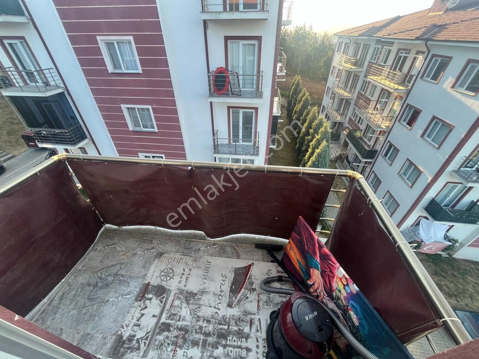 Söğütlü'de Satılık Önü Açık Güzel Daire - Görsel 27