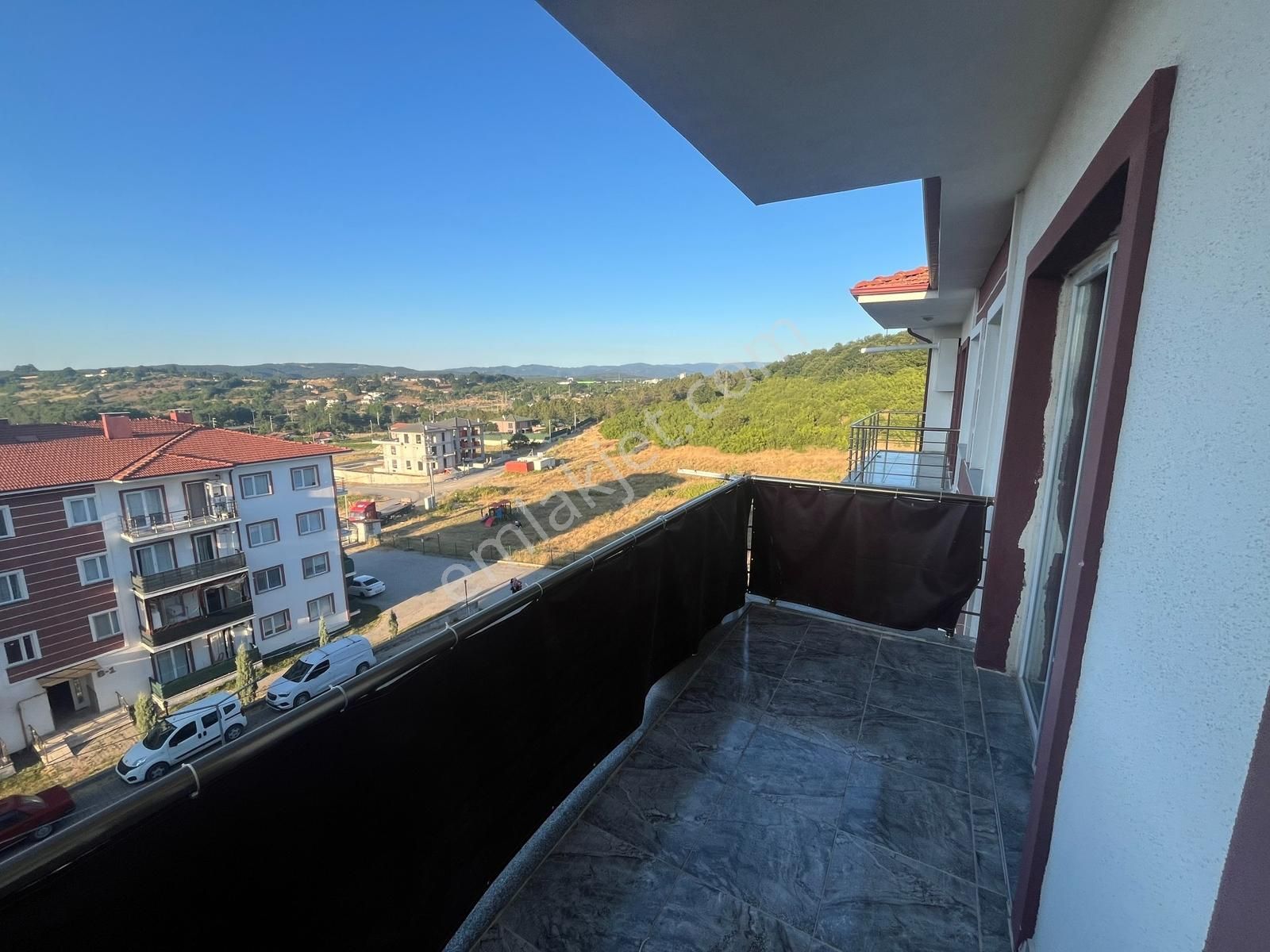 Söğütlü'de Satılık Önü Açık Güzel Daire - Görsel 19