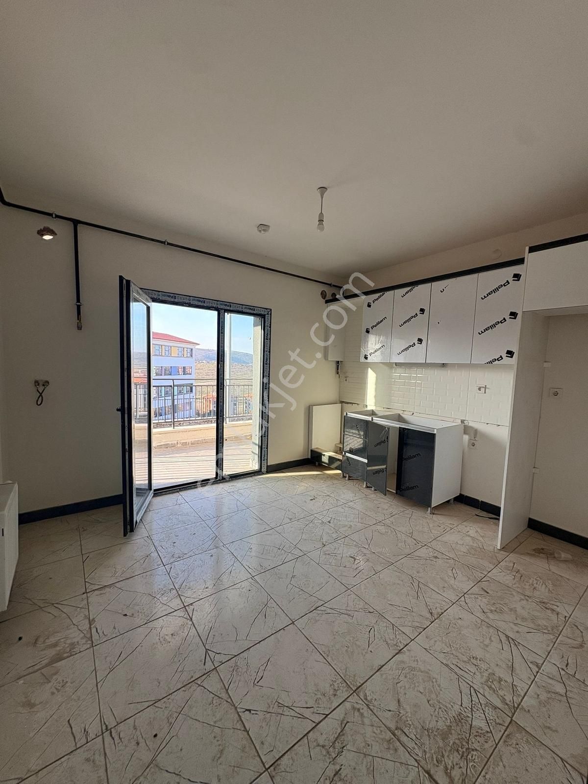 Manisa Akgedik Toki 3. Etap 3+1 Devirli Satılık Daire