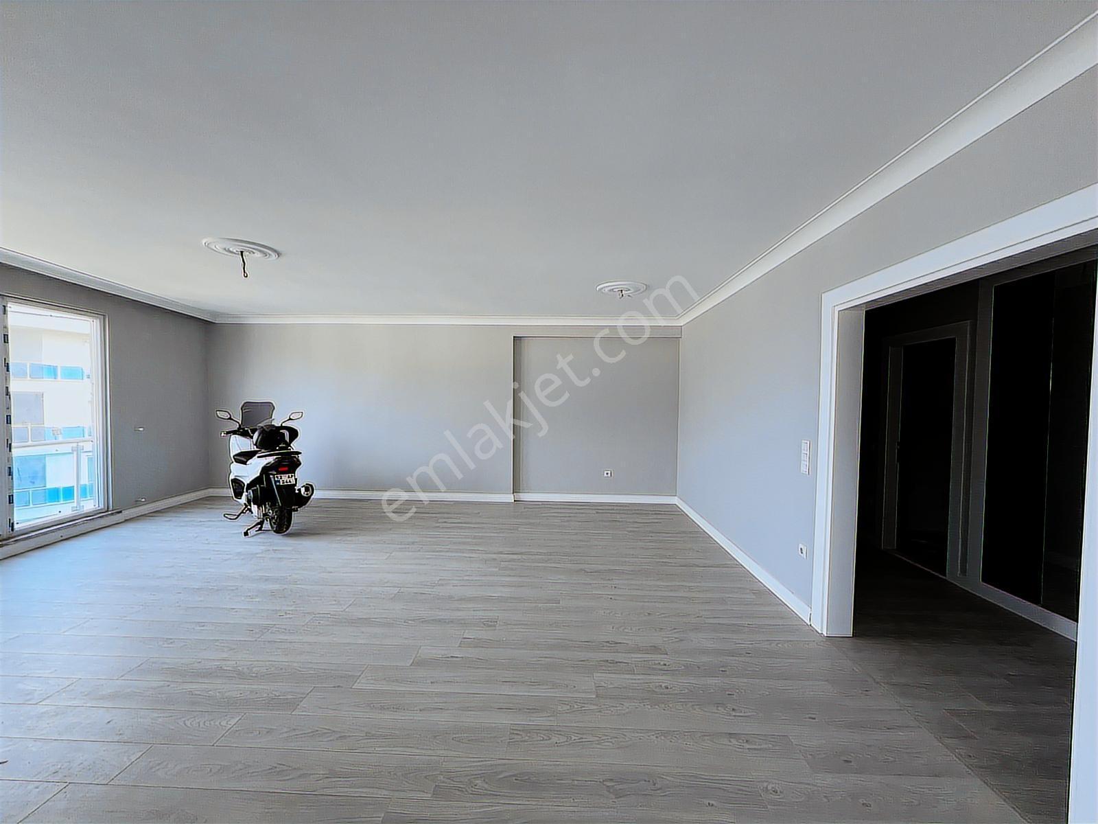 My Via 452'de Panoramik Deniz Manzaralı Satılık 3+1 Daire - Görsel 24
