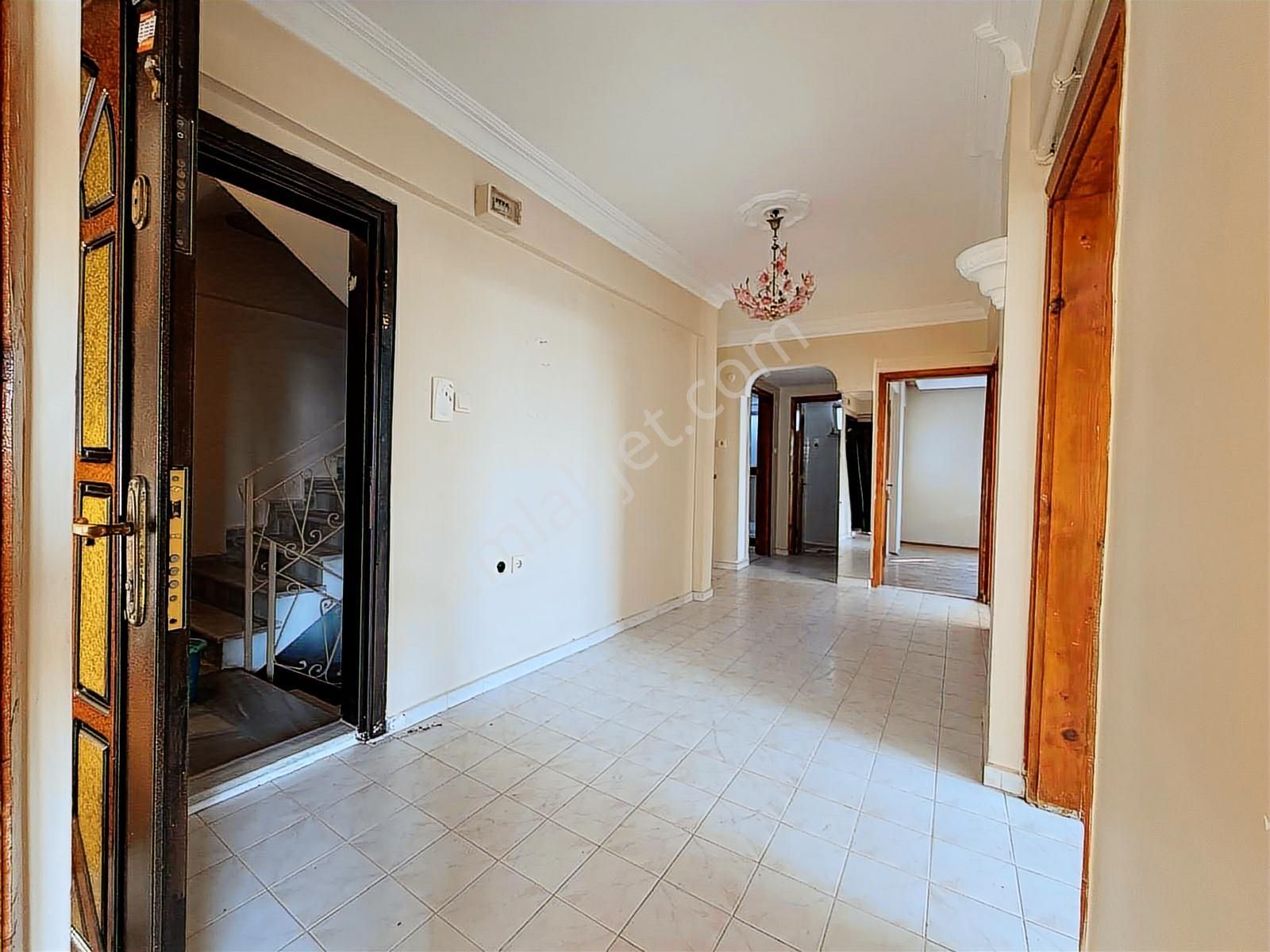 Torunlar Emlaktan Kocasinan Merkez Mh Kiralık 3+1 Balkonlu - Görsel 14