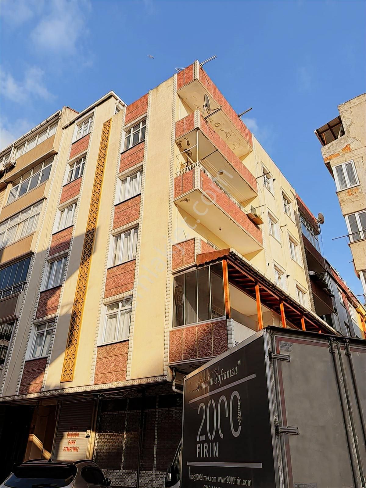 Torunlar Emlaktan Kocasinan Merkez Mh Kiralık 3+1 Balkonlu