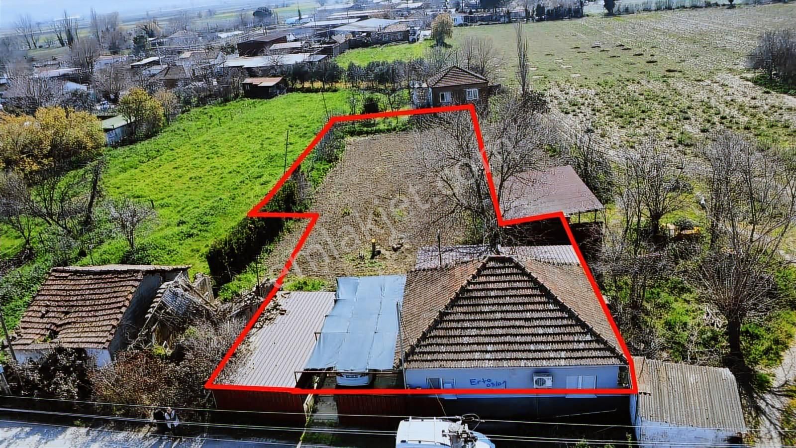 Bayındır Yeşilova Mah Satılık Müstakil Ev Ve Arsası