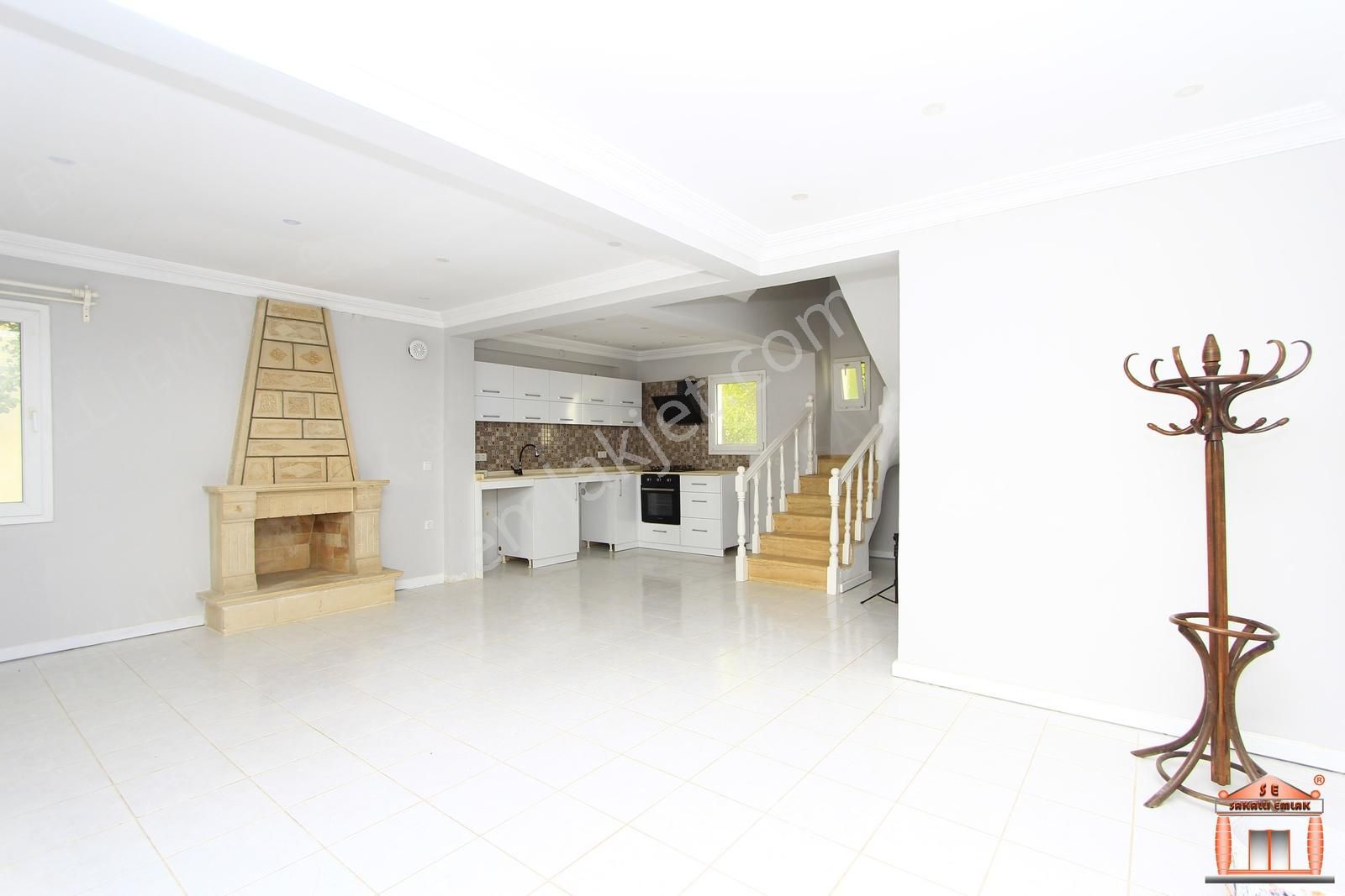 S-a-k-a-l-l-ı-dan Turgutreis Merkezde Kiralık 3+1 Bahçe Dubleksi - Görsel 14