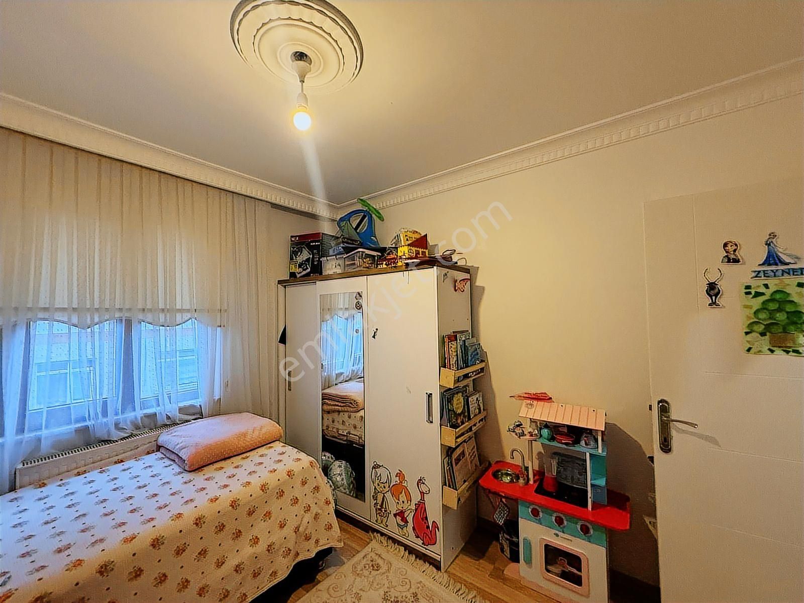 Merkezi Konumda Masrafsız , Çift Cepheli, Kullanışlı 2+1 Daire - Görsel 4