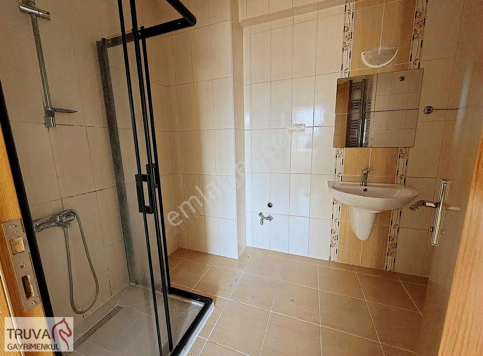 Kurtköy Merkeze Yürüme Mesafesinde Site İçerisinde 80 M2 2+1 - Görsel 9