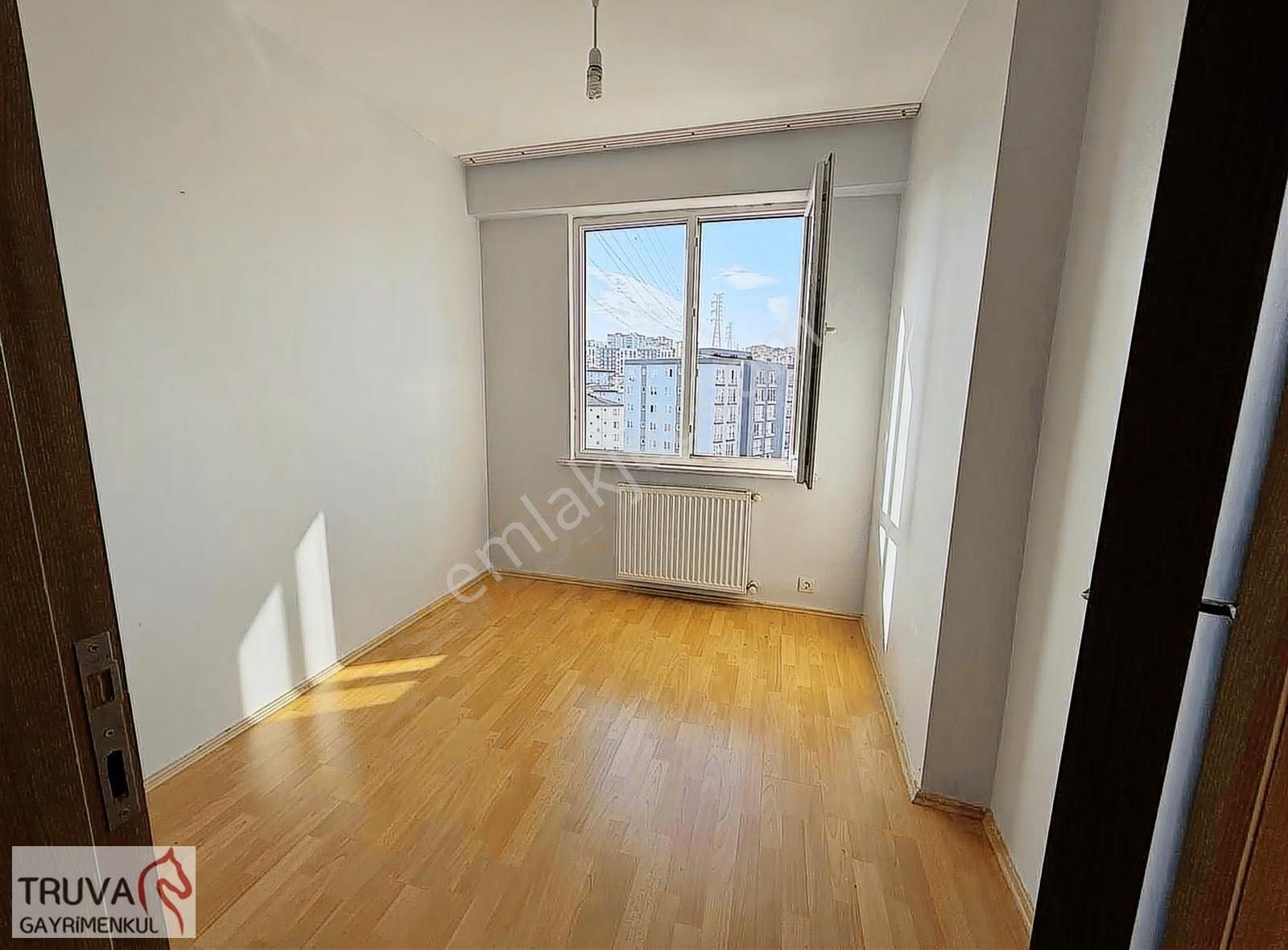 Kurtköy Merkeze Yürüme Mesafesinde Site İçerisinde 80 M2 2+1 - Görsel 3