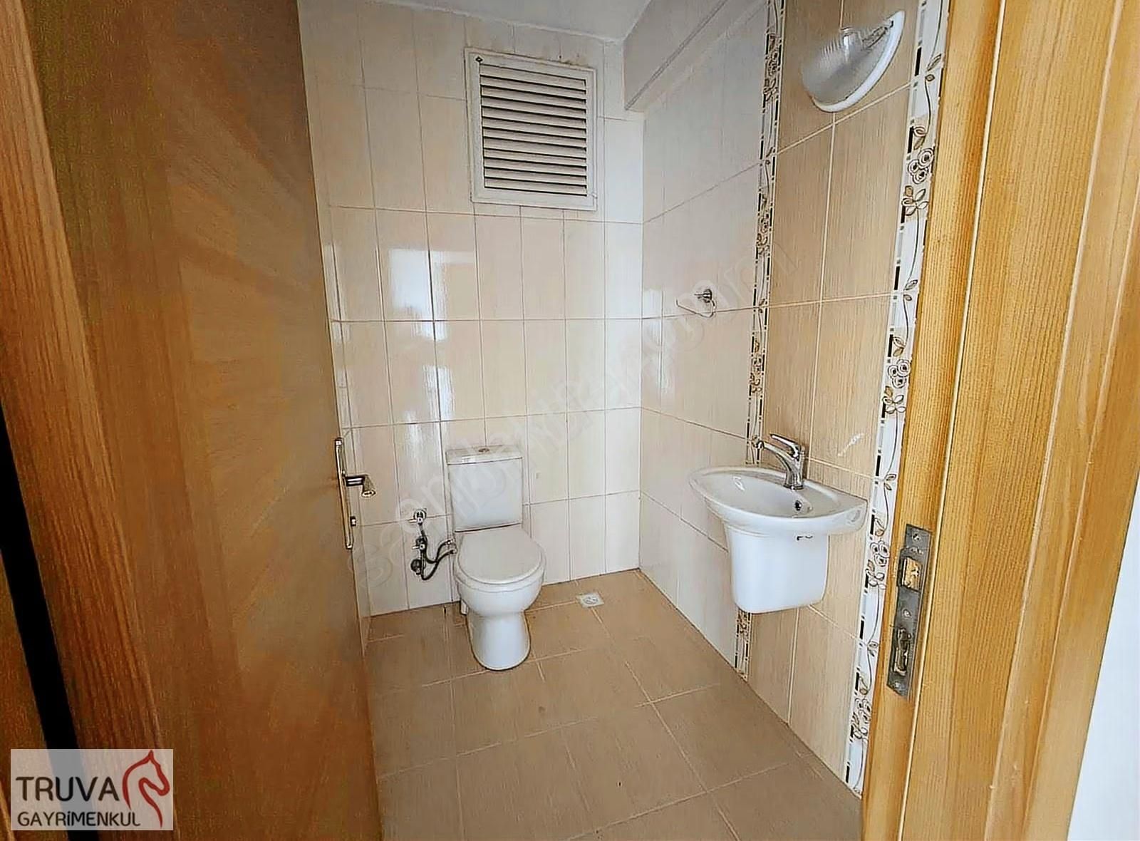 Kurtköy Merkeze Yürüme Mesafesinde Site İçerisinde 80 M2 2+1 - Görsel 8