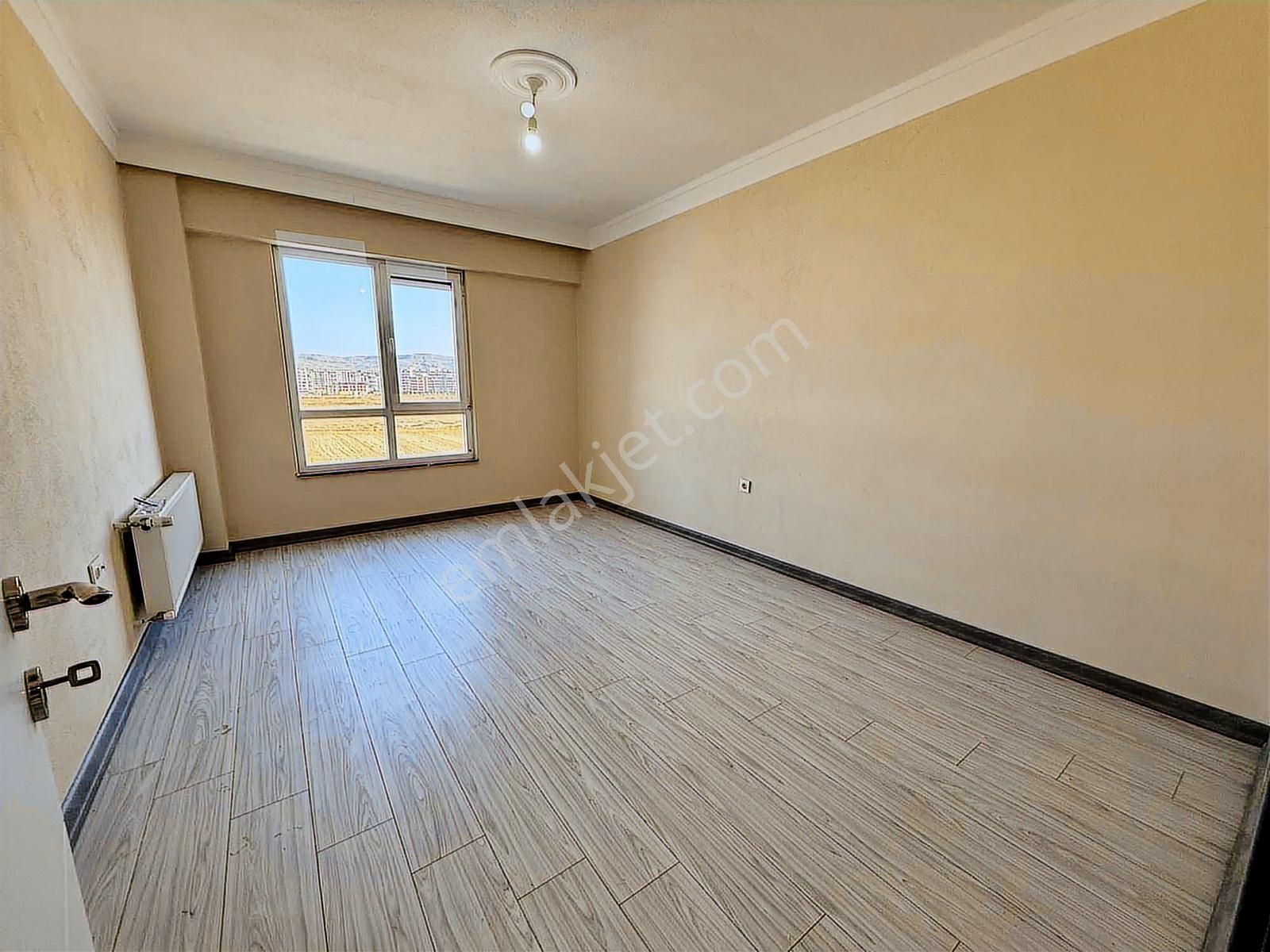 Çanakkale Esenlerde 57. Alay Okul Yanı Manzaralı 2+1 - Görsel 26