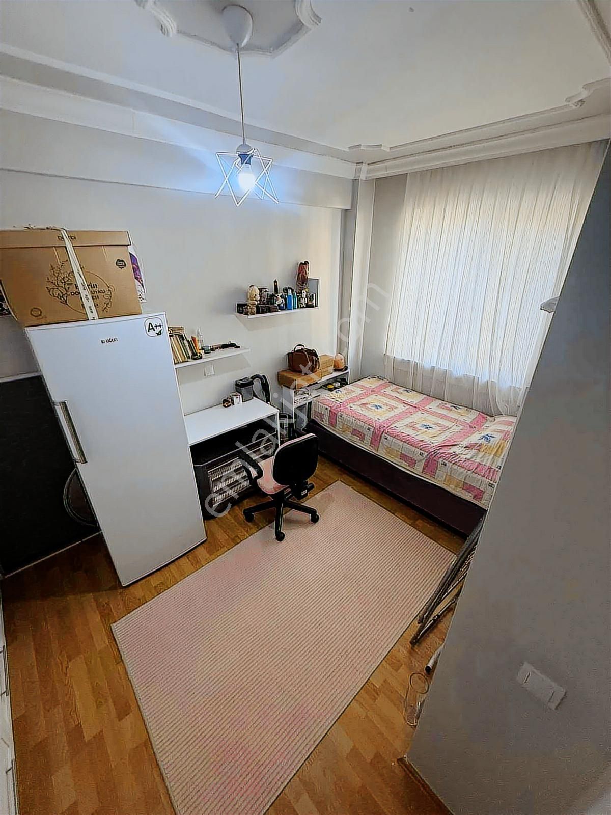 Hürriyet Caddesi Üzeri Merkezi Konum 3+1 Satılık Daire - Görsel 9