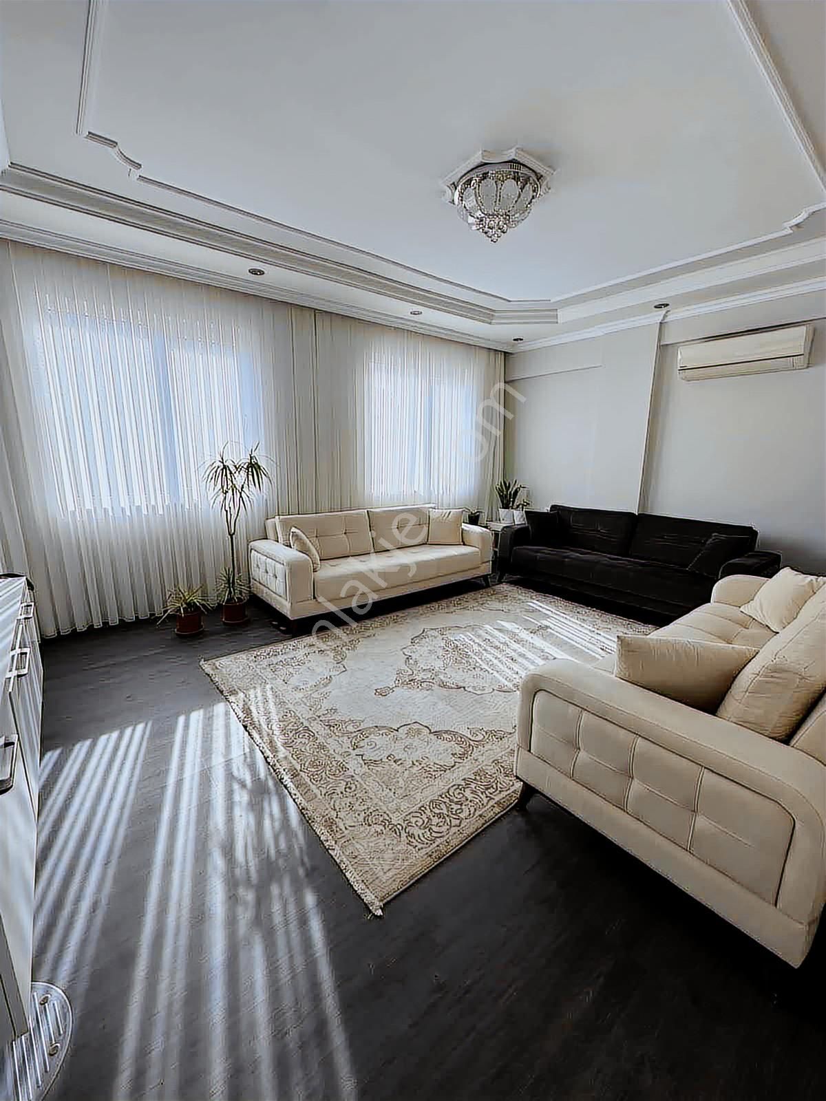 Hürriyet Caddesi Üzeri Merkezi Konum 3+1 Satılık Daire - Görsel 16