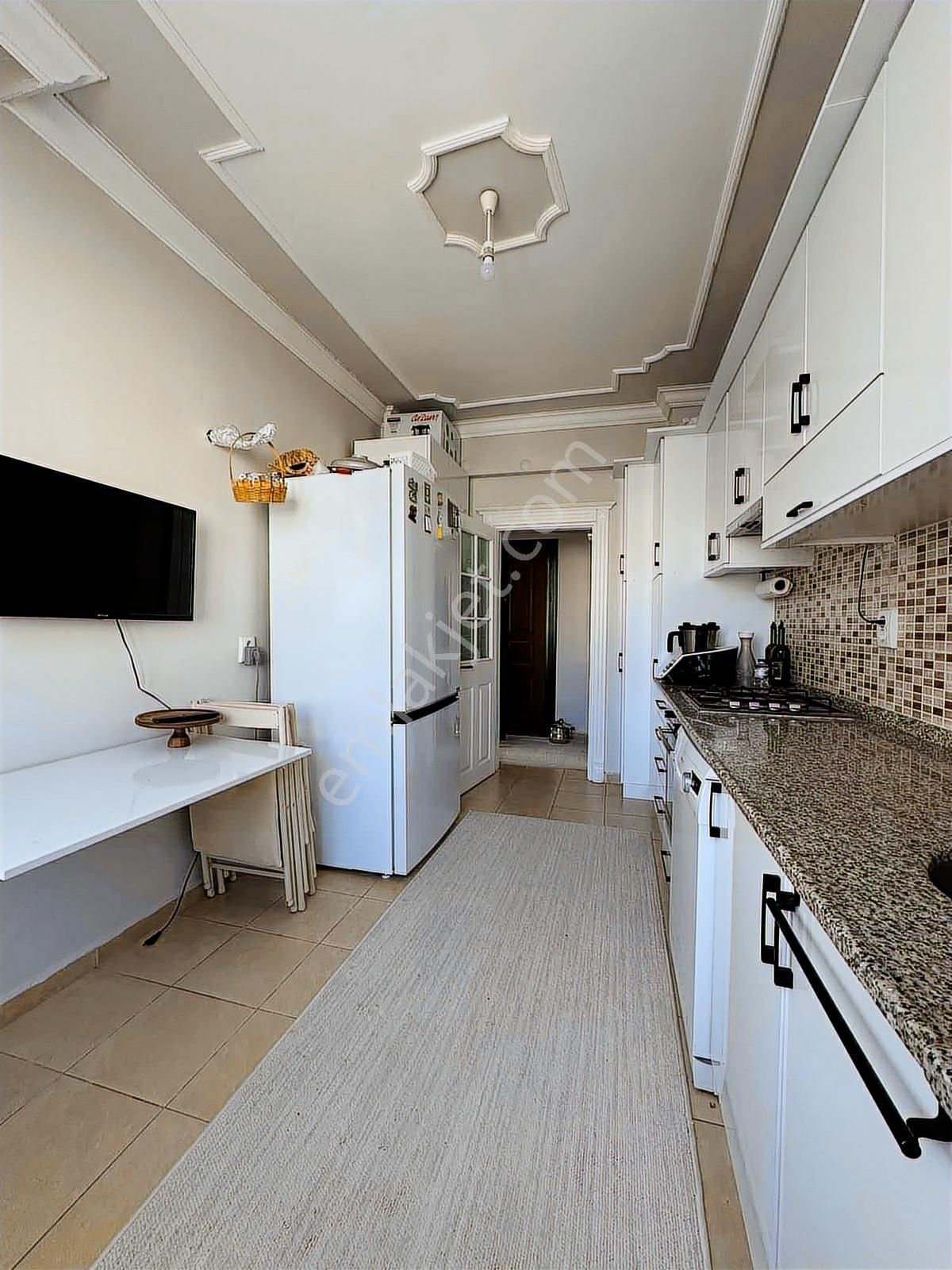 Hürriyet Caddesi Üzeri Merkezi Konum 3+1 Satılık Daire - Görsel 13