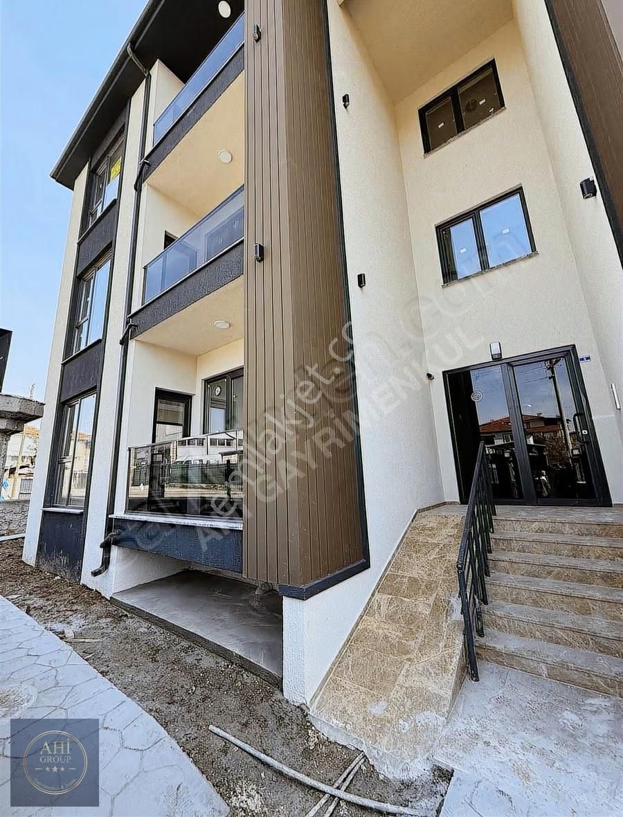 Ahi Group'tan Ebeveyn Banyolu Geniş 2+1 Daire - Görsel 9